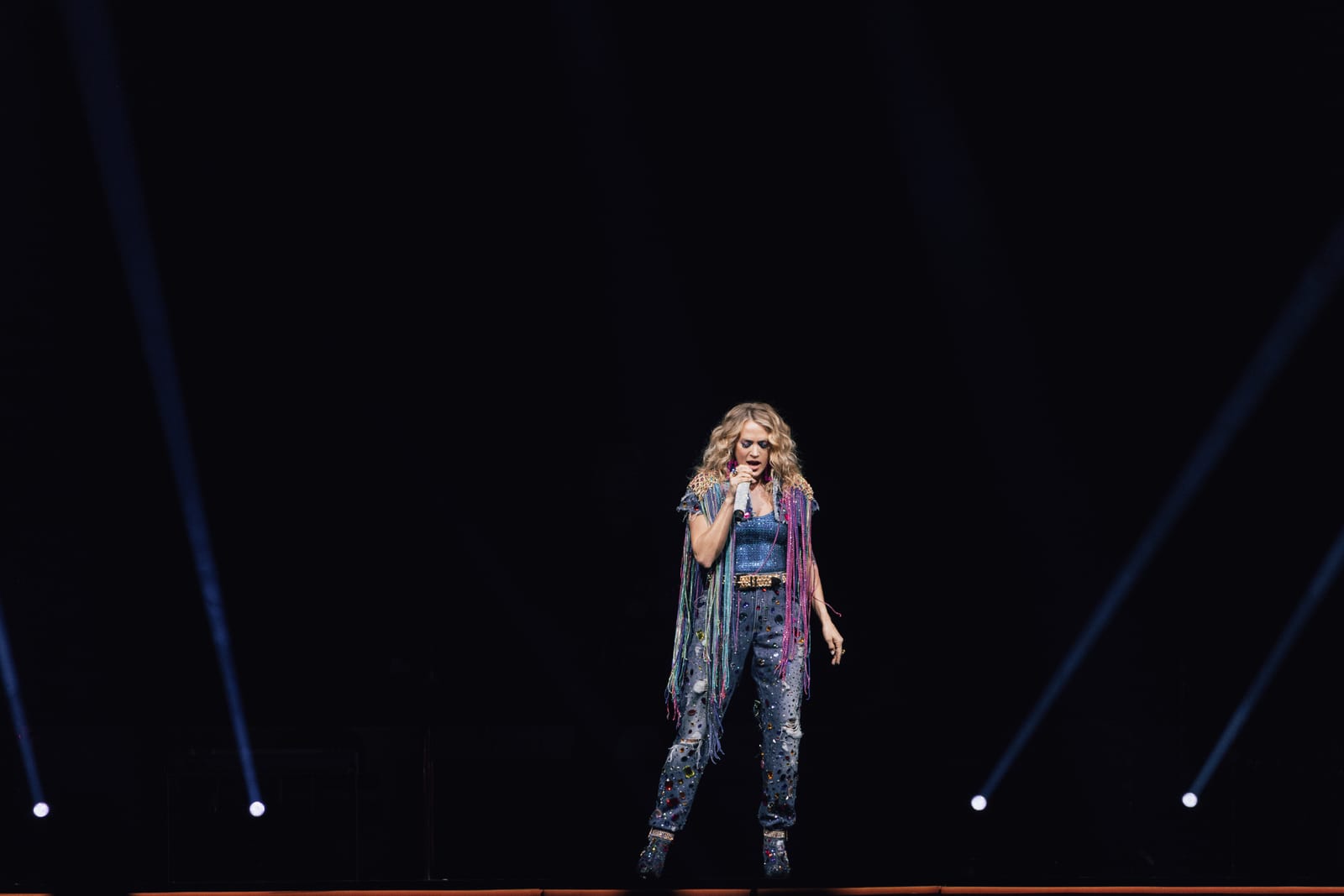 Carrie Underwood performing live, photographed by Connor Patterson.